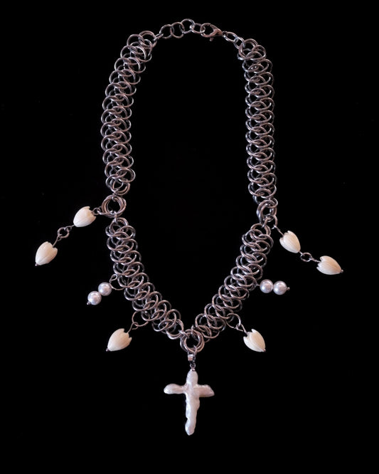 Bruha x Hukott mixed beads and baroque pearl chainmaille choker 1