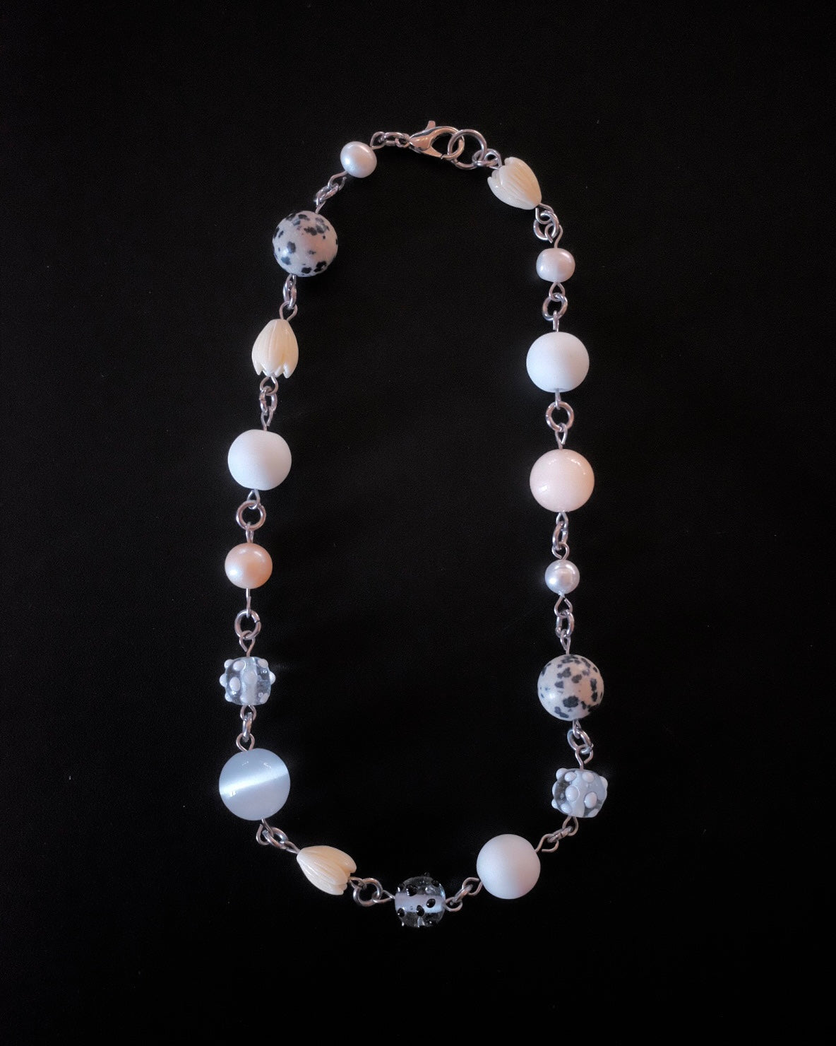 Bruha x Hukott mixed bead choker 1