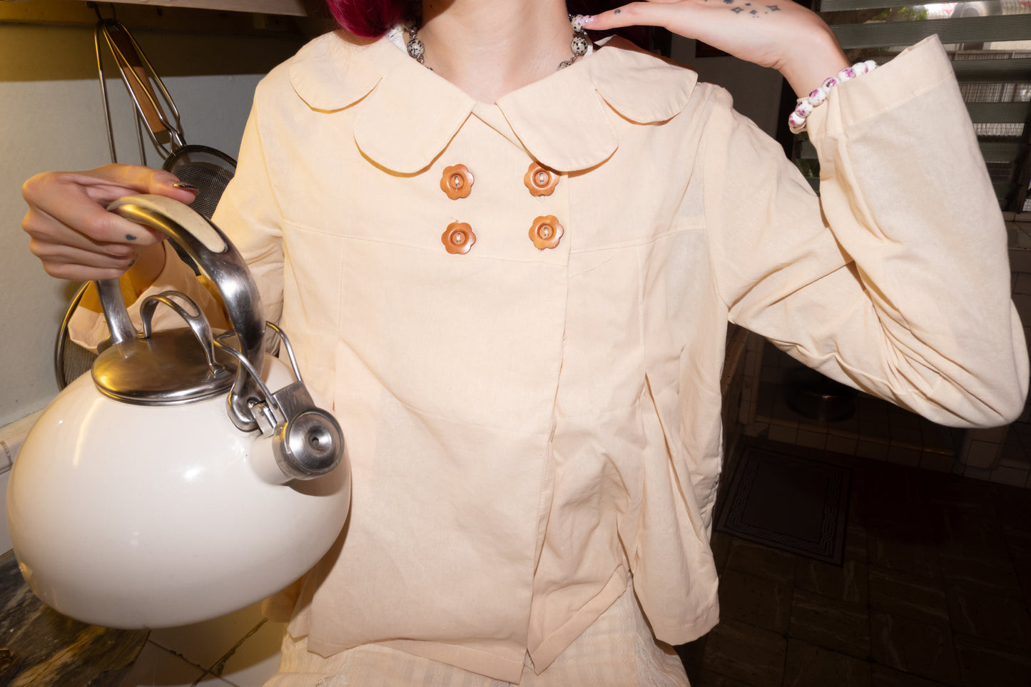 Petal jacket in Oat